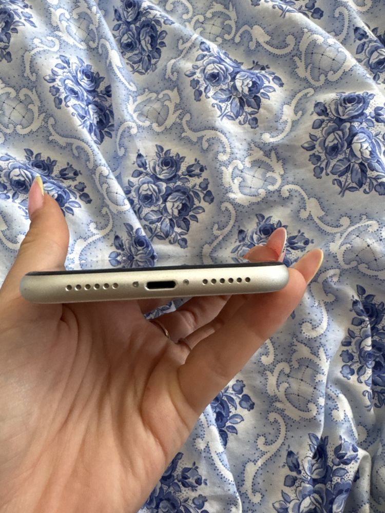 Iphone 11 biały