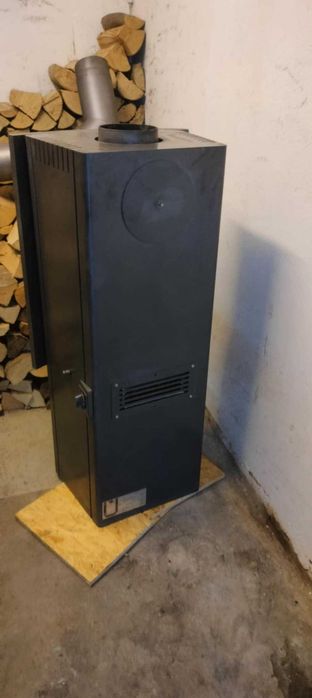 Kominek wolnostojący 6 kW