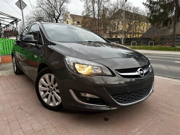 Opel Astra •Opel Astra 1.7 CDTI•Sedan•