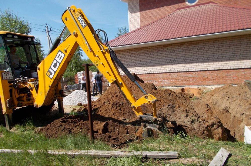 Копання котлованів, траншей, фундаментів