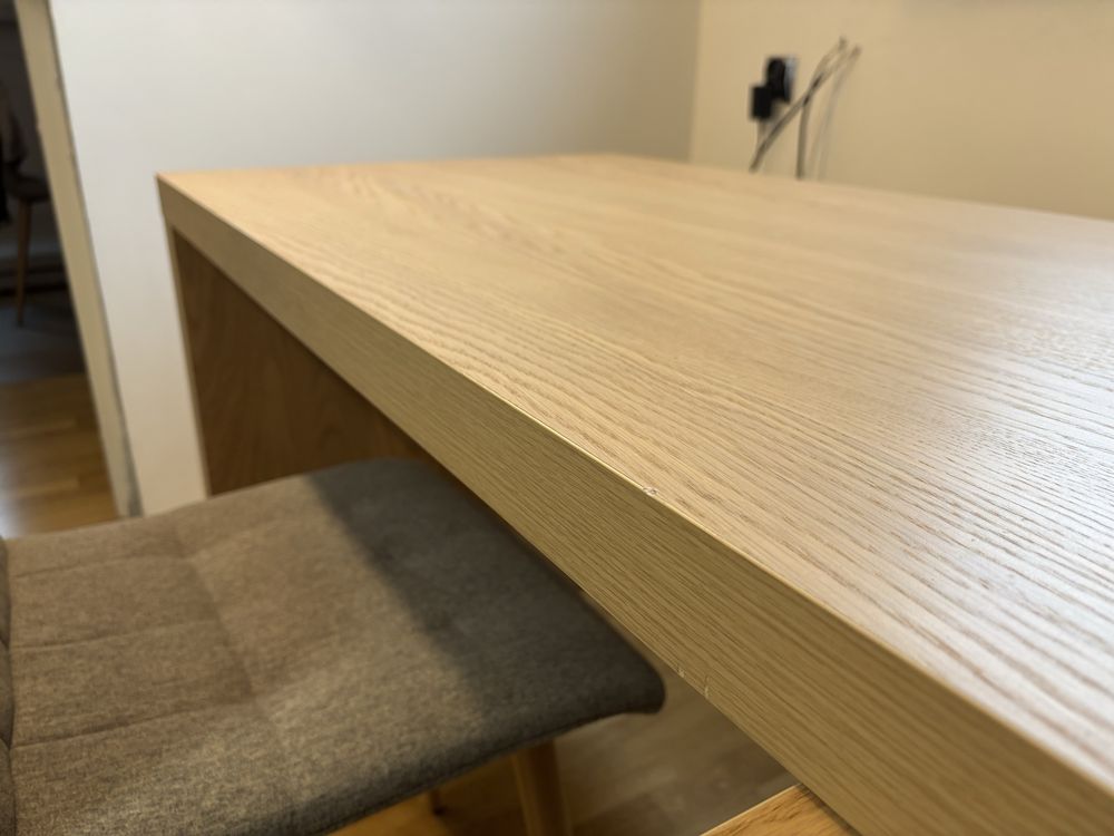 MALM | Biurko z wysuwanym panelem | IKEA