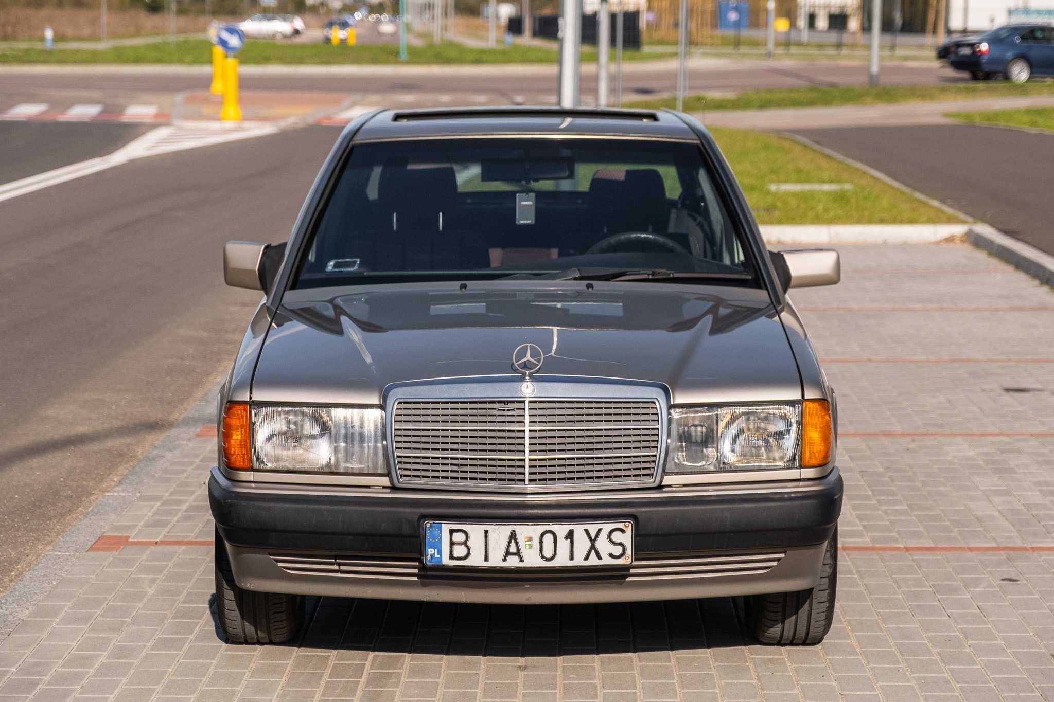 Mercedes W201 190E 2.0