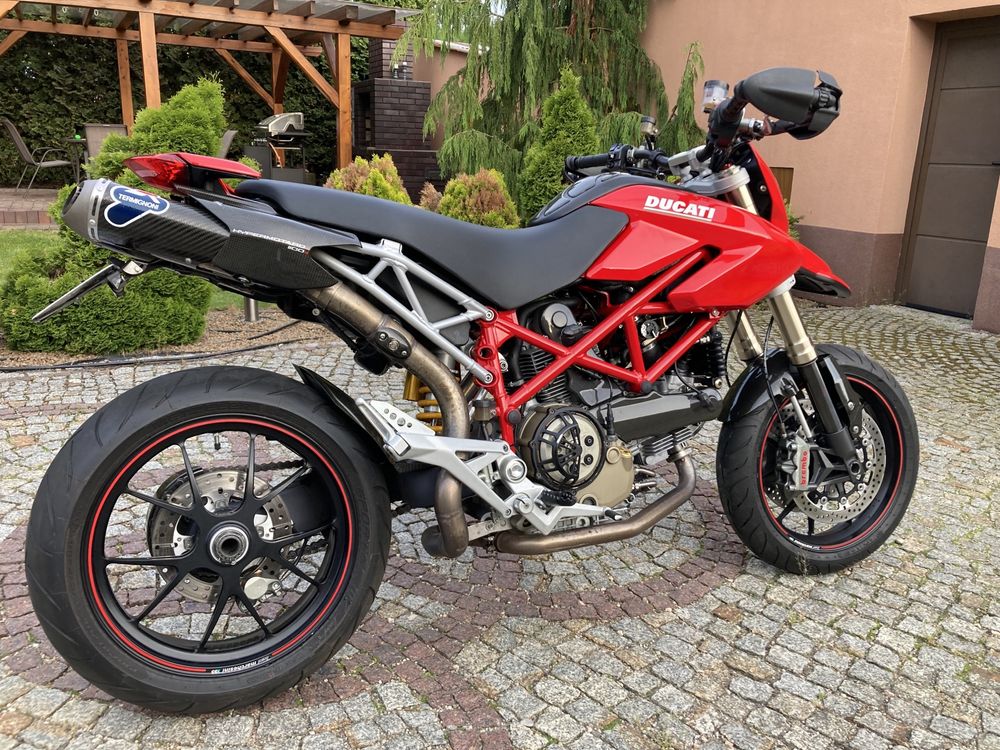 Ducati Hypermotard 1100S