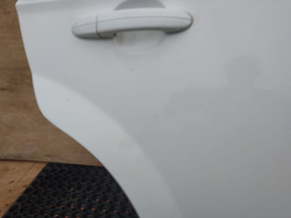 Ford Mondeo Mk4  Fl Hb  Drzwi Tył Prawy  F6