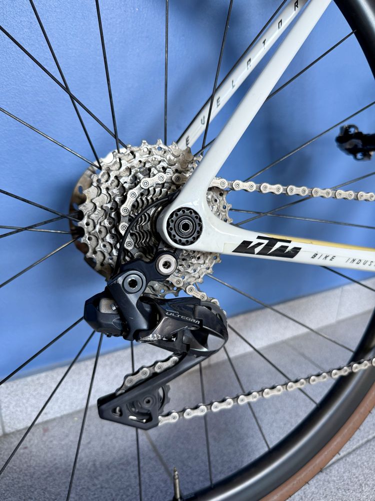KTM Revelador Alto Master Tamanho 52 Ultegra DI2 rdas Carbono Potencio