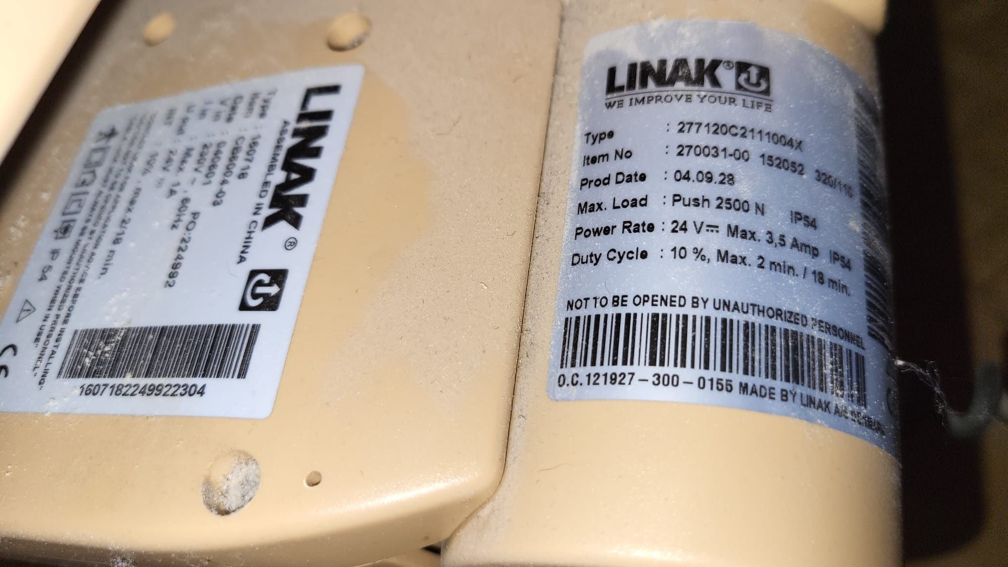Łóżko rehabilitacyjne sterowane elektrycznie
