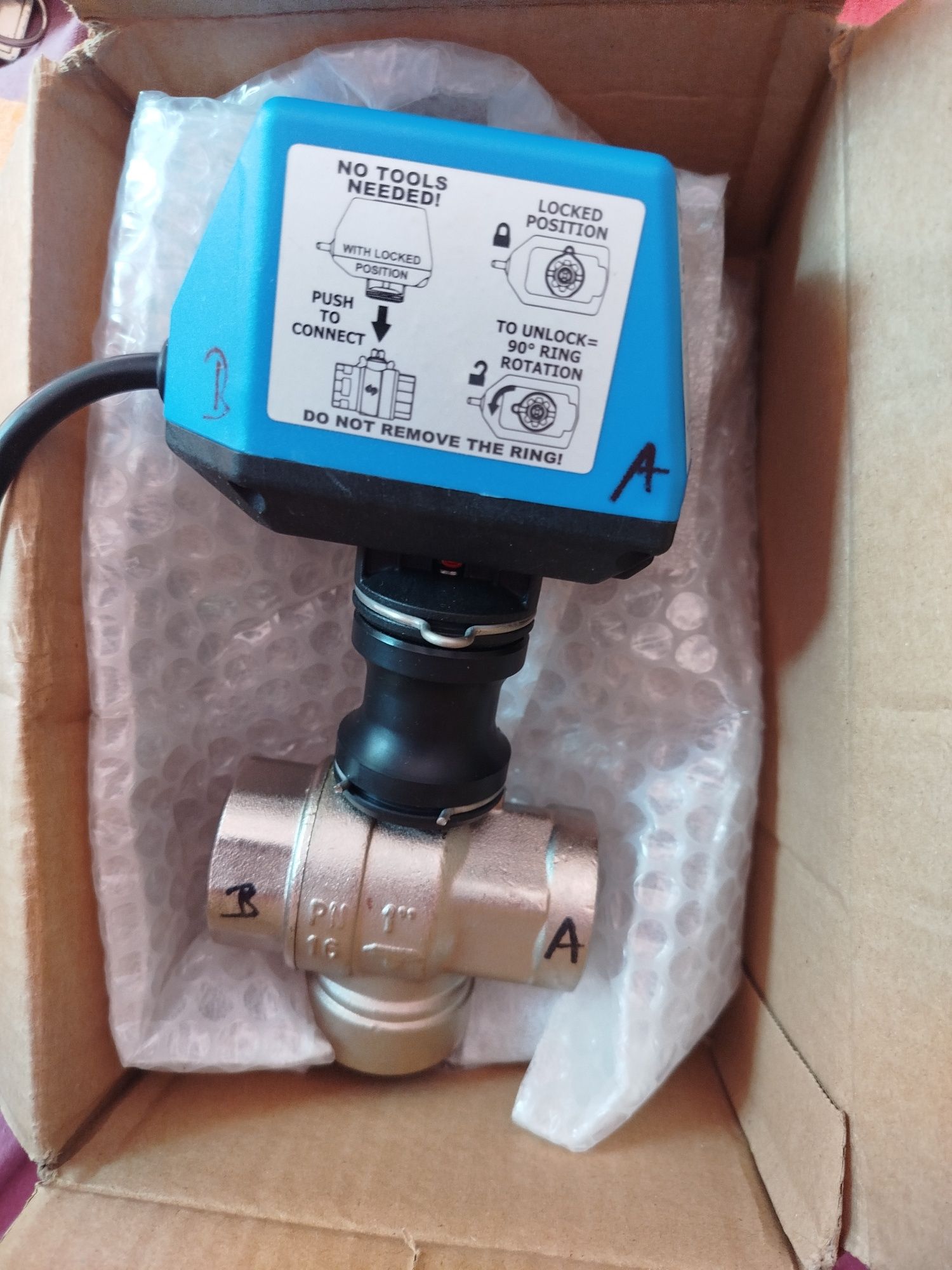 Válvula de 3 vias  preço novo 250€
Novo agora 125€