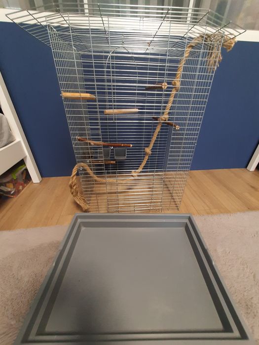Клітка для папуг