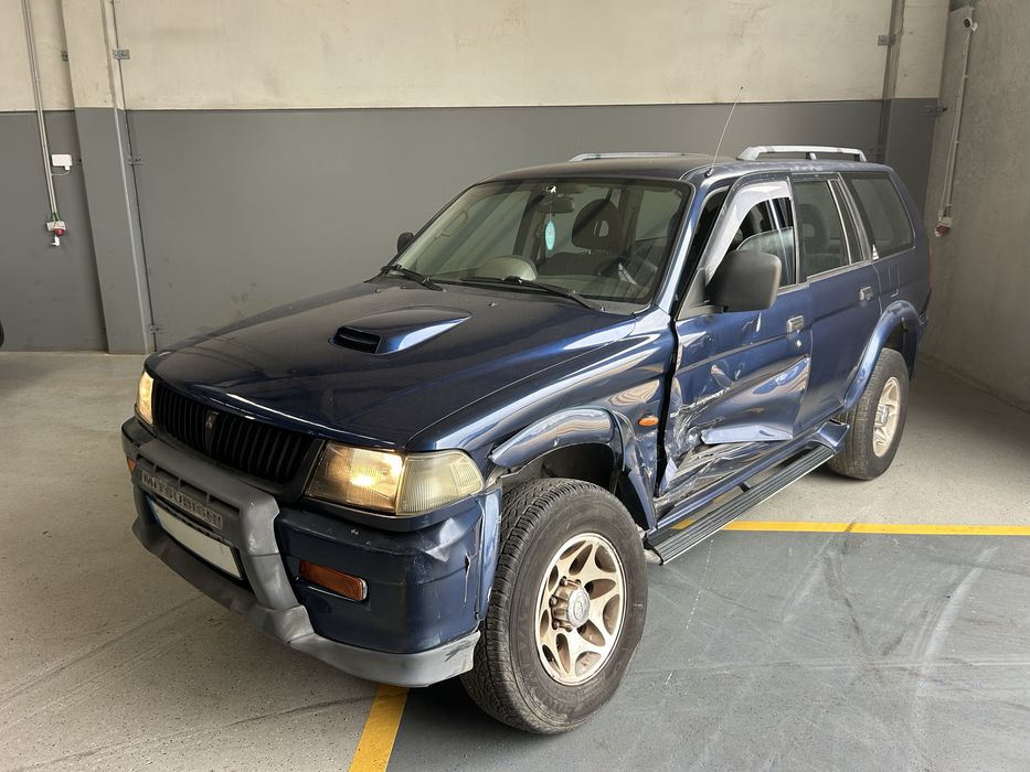 Mitsubishi Pajero Sportwagon GLS de 1999