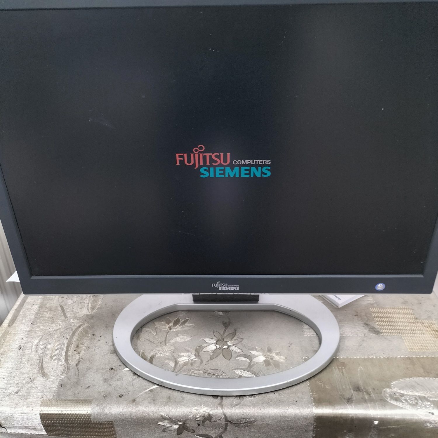 Monitor Siemens Fujitsu 22 cale HDMI