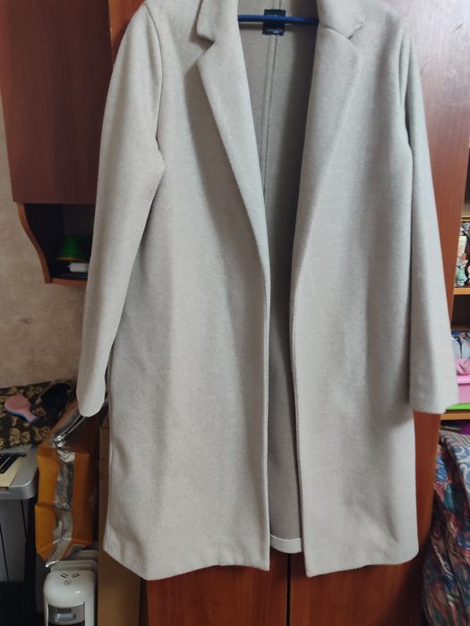Демисезонна пальто Zara