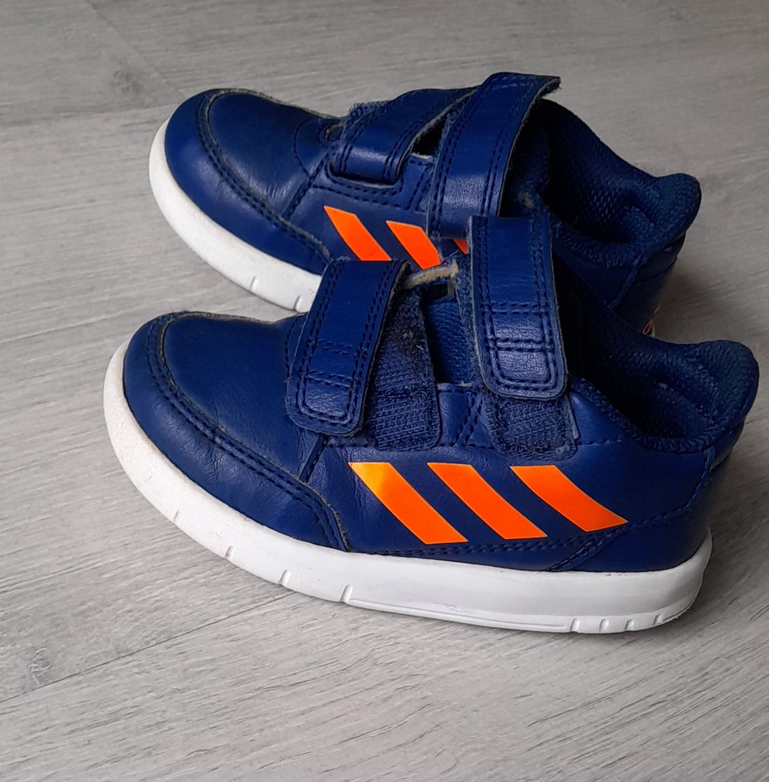 Buty dziecięce Adidas rozmiar 22