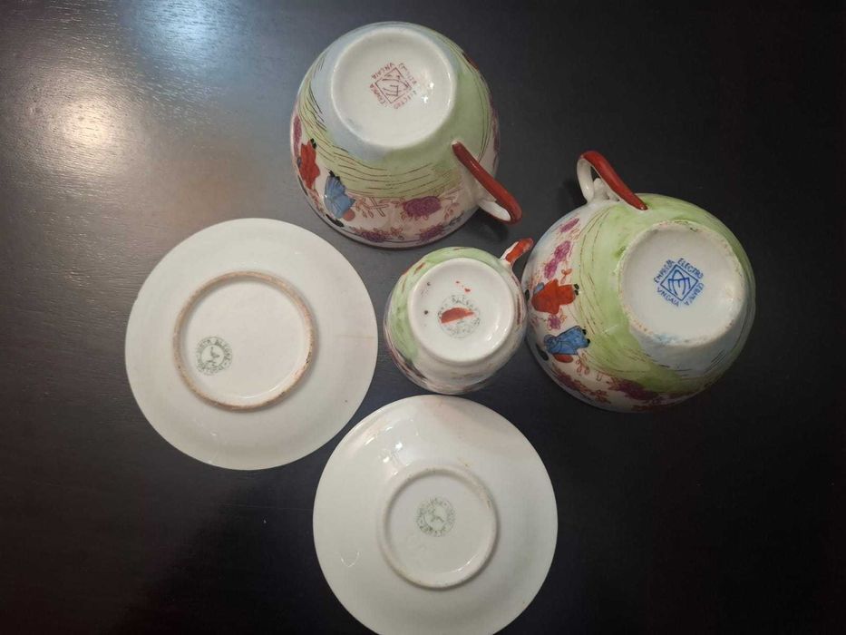 Conjunto 2 chávenas chá e 1 café Vista Alegre - motivo oriental