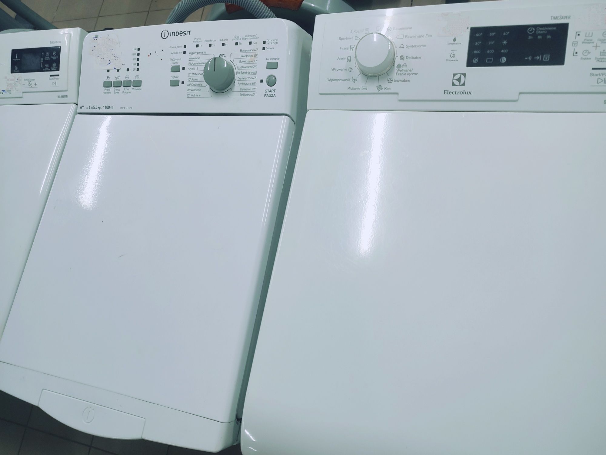 Пральна машина вертикальна Electrolux
EW8T33720