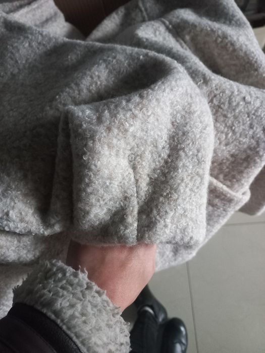 Жіноча курточка бомбер