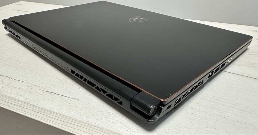 MSI GS65 15,6"FHD IPS 240Ghz| i7-9750H| 32 DDR4|SSD512Gb|RTX2080Super