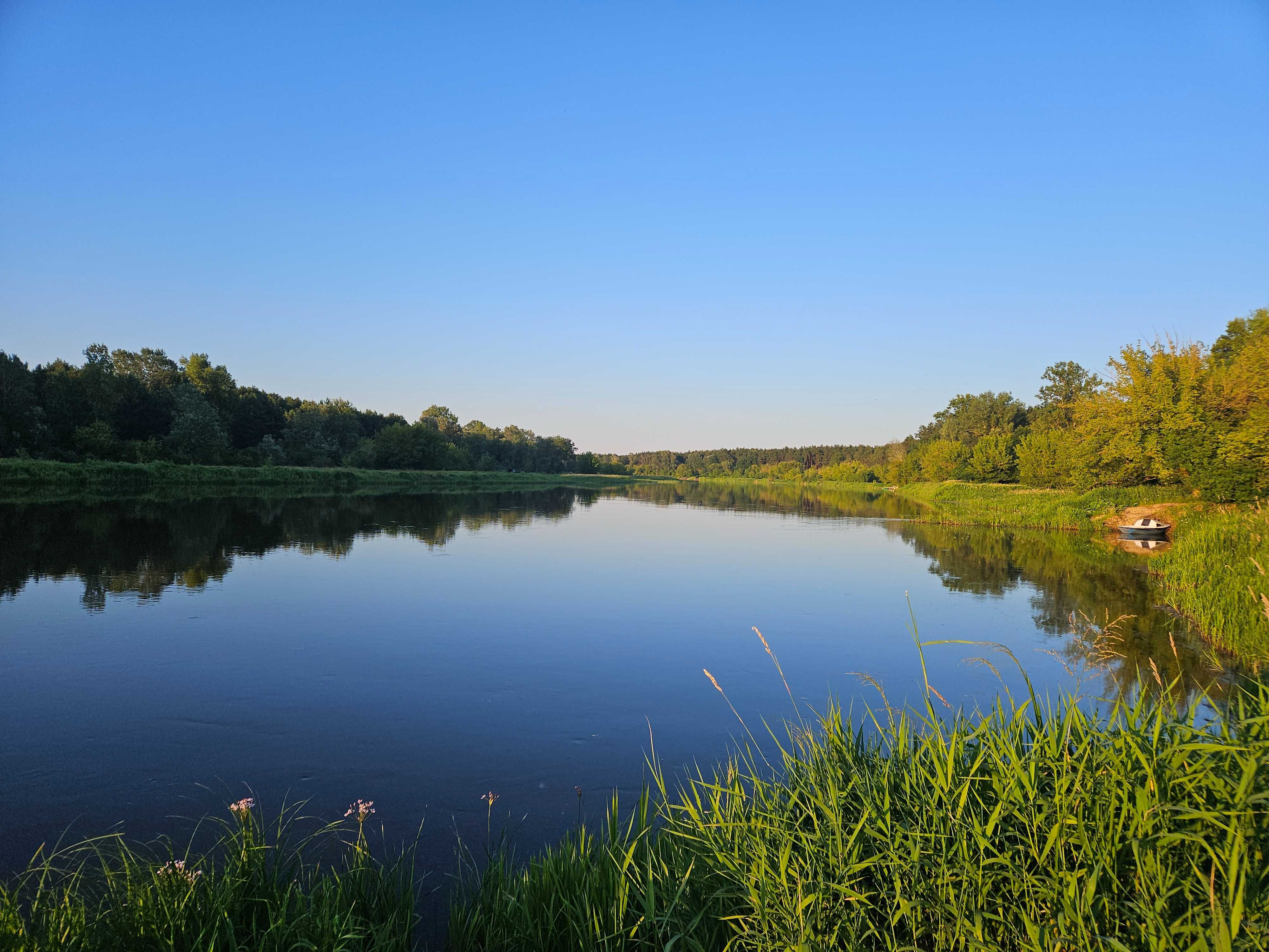 Dom z linią brzegową Narwi 2