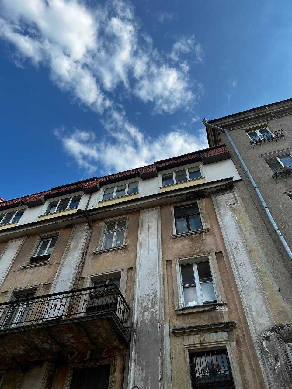 Цена снижена! Здание возле Оперного Театра! 700м2