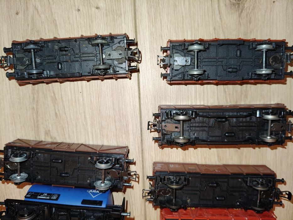 Zestaw wagonów Piko w skali H0