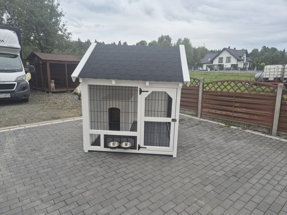 Kojec dla psa drewniany