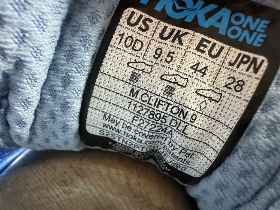 Оригінал Розмір 44 Кросівки Hoka One One Clifton 9 Взуття