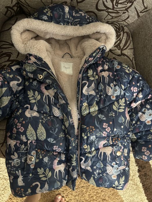 Зимова куртка Next для дівчинки