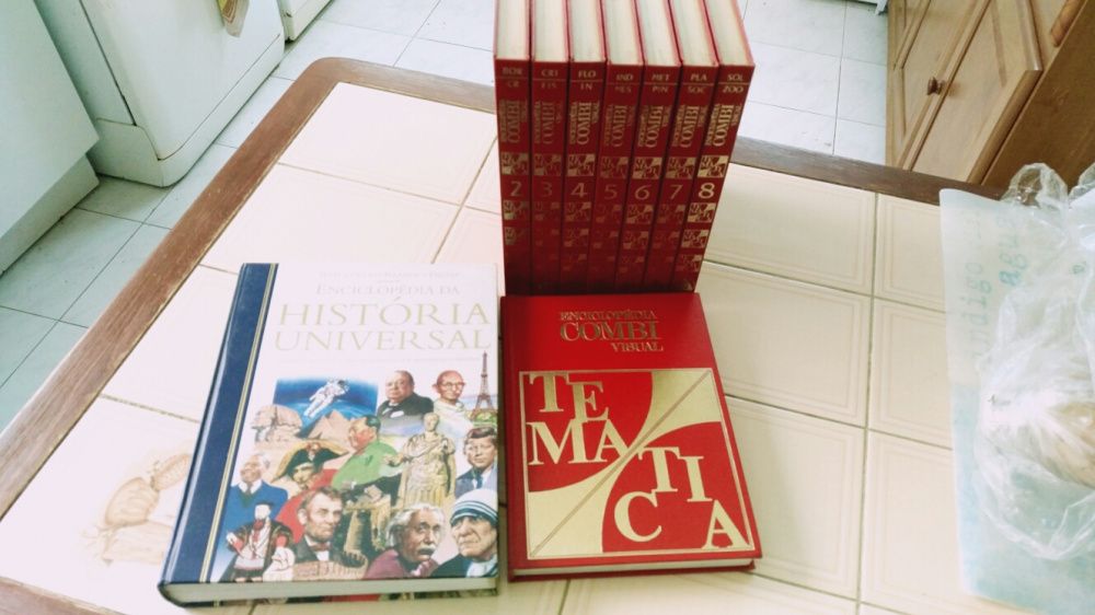 Varias Enciclopédias , saúde, decoração, história Universal e banda