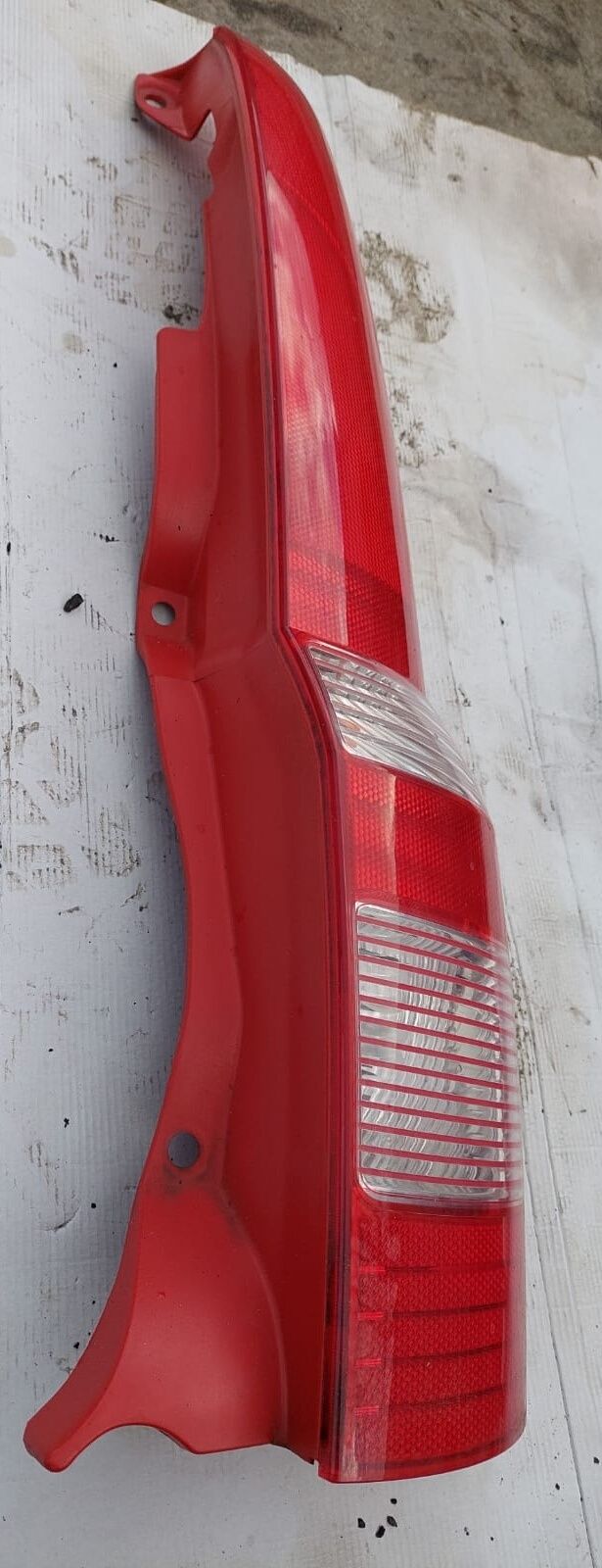 Fiat Panda II Lampa prawa tylna tył