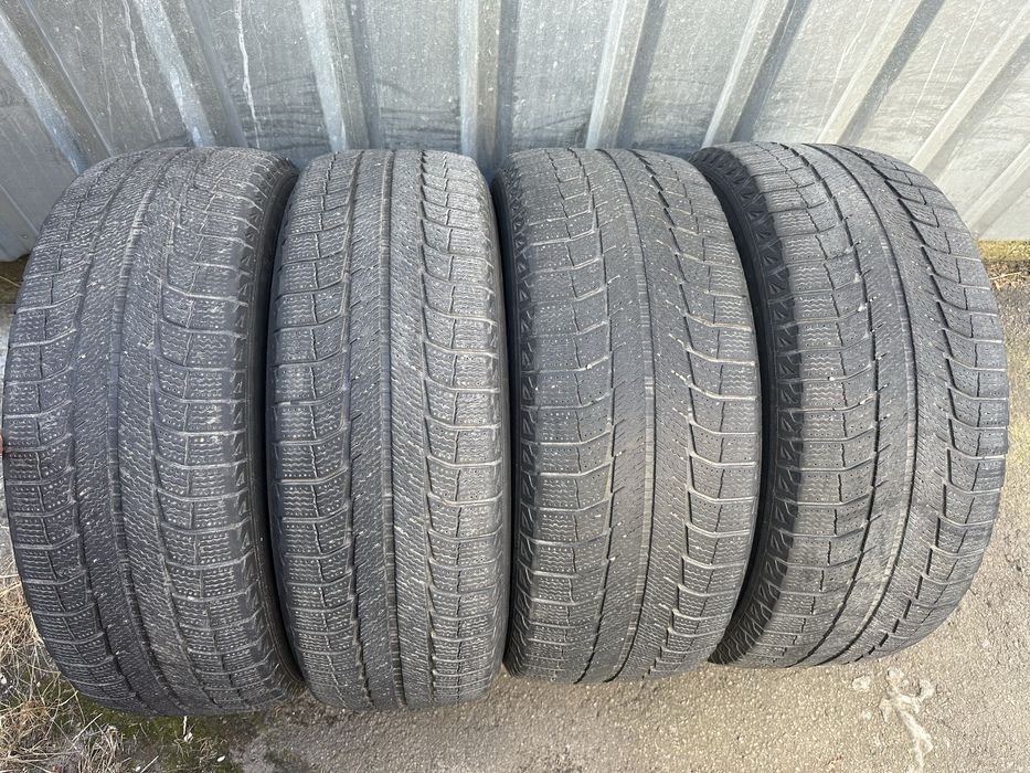 Комплект різношироких шин Michelin