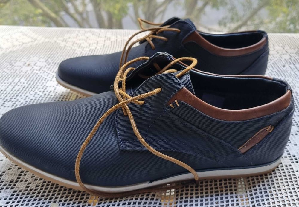 Sapatos sola fina “André Conception Française" (Tamanho EU 42)