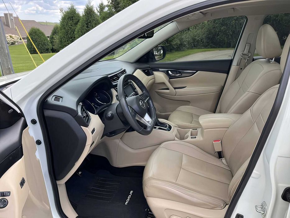 Nissan Rogue      2017