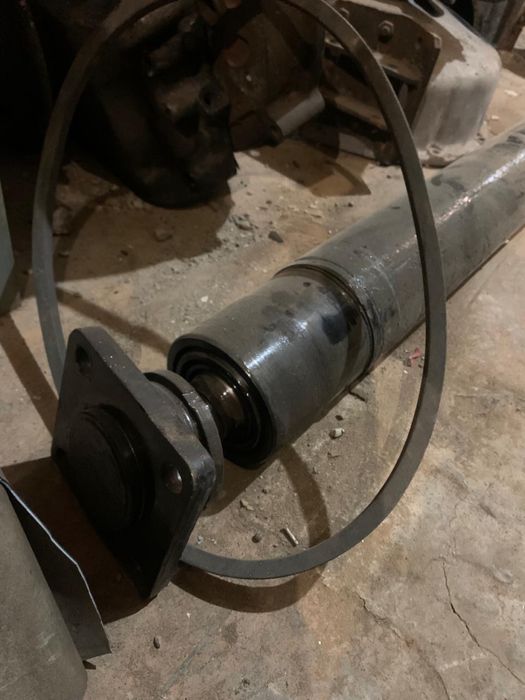 Гідроциліндр на КАМАЗ