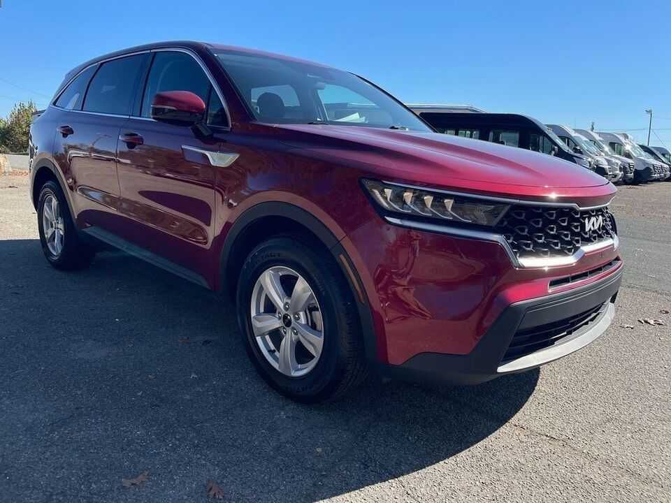 2023 Kia Sorento LX