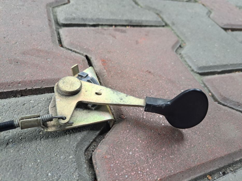 Linka gazu Traktorek kosiarka Husqvarna CTH Mcculloch Partner itp