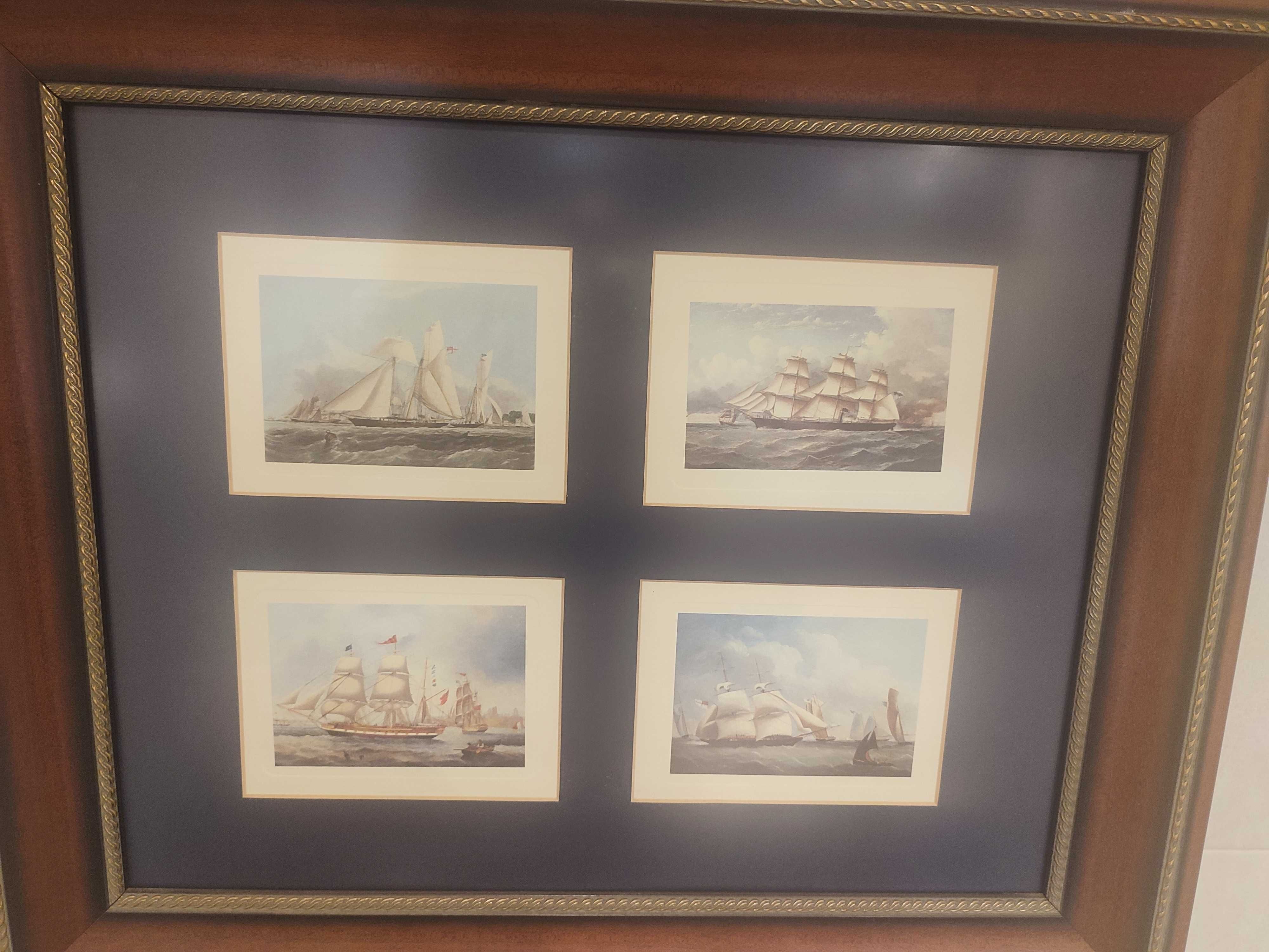 Quadro com passpartout azul e barcos
