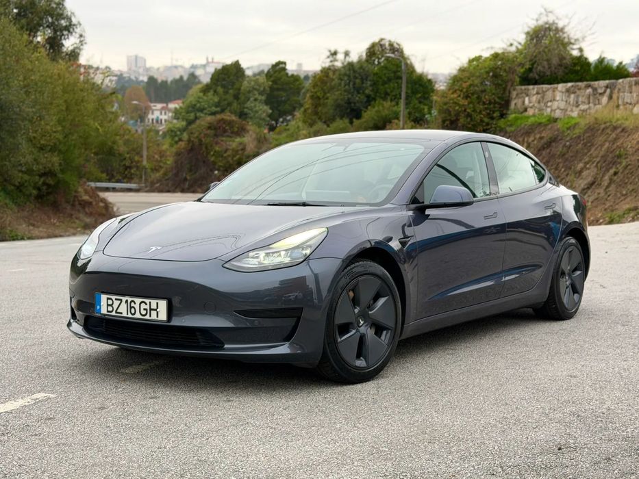 Tesla Model 3 Standard Range Plus RWD