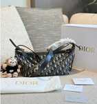 Torba lunchowa z monogramem Dior i zawieszką