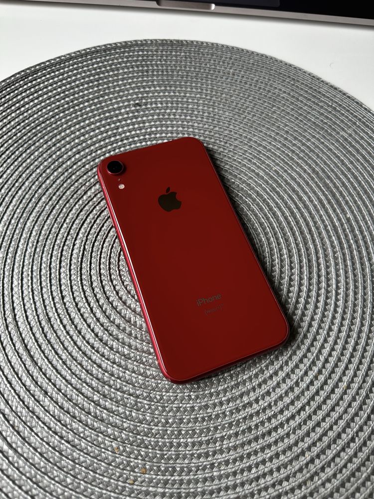 Iphone XR 64GB, Red, АКБ89%, Neverlock(айфон хр на 64гб красный)