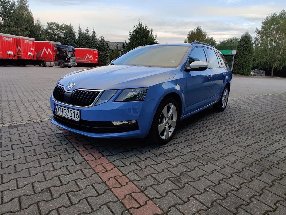 Skoda Octavia PIĘKNA / lift / PEŁNA faktura VAT 23 / ZIMÓWKI / 2x kluczyk