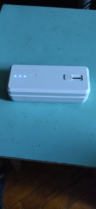 Аккумуляторная машинка для запечатывания пластиковых пакетов