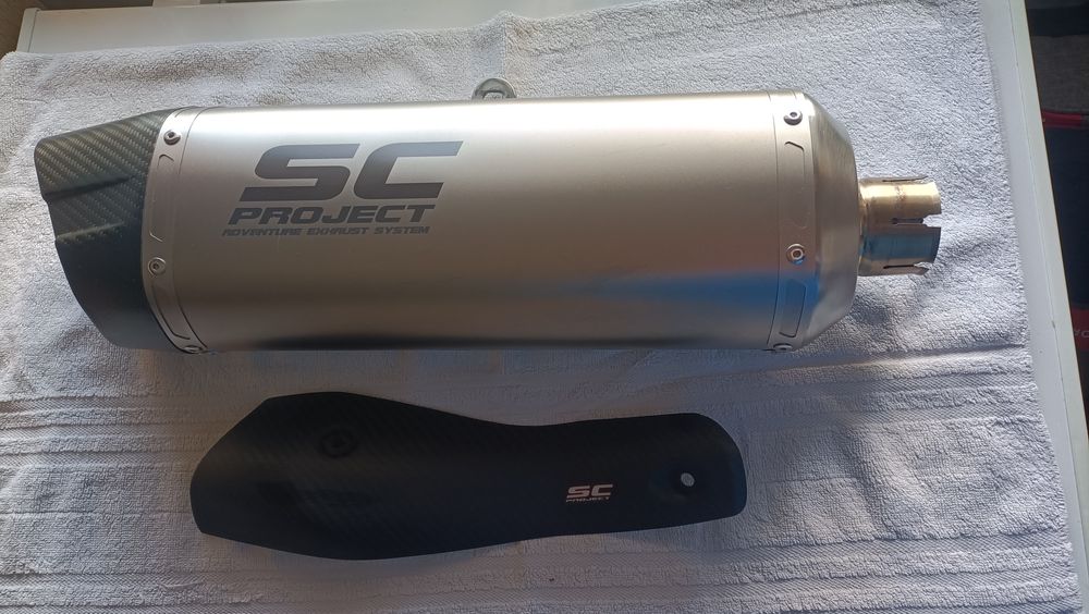 Ponteira original SC project para Suzuki v strom 800DE