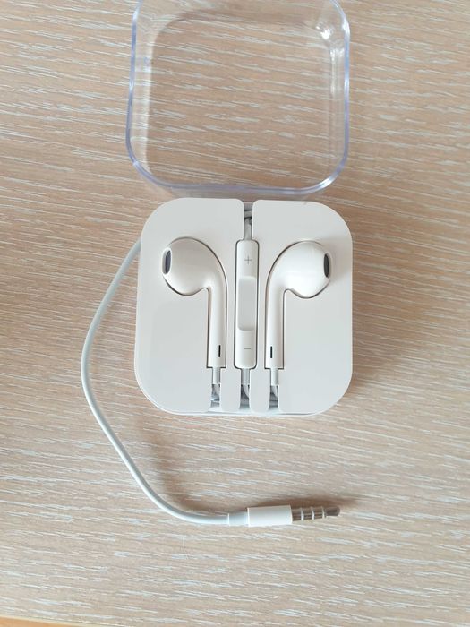 Оригінальні навушники Apple iPhone