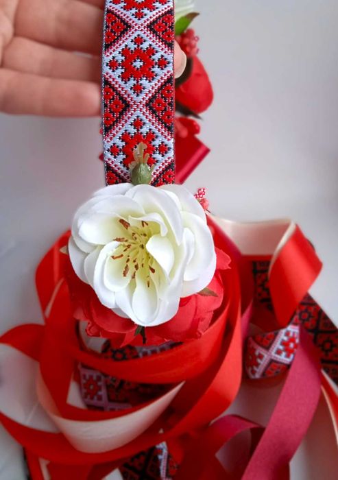 Чільця українські, різні, багаті, та недорогі