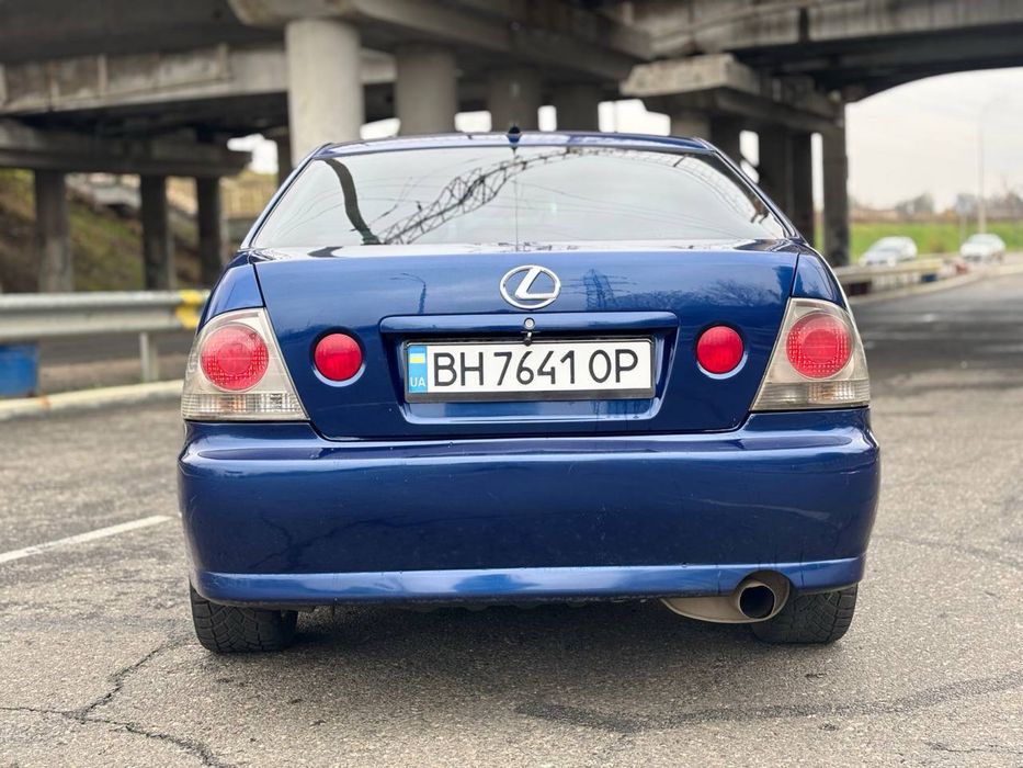 Lexus IS 200 Automatic