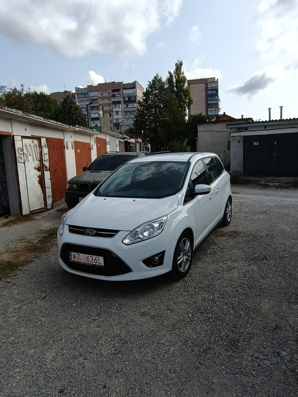 Автомобіль Ford Grand CMax