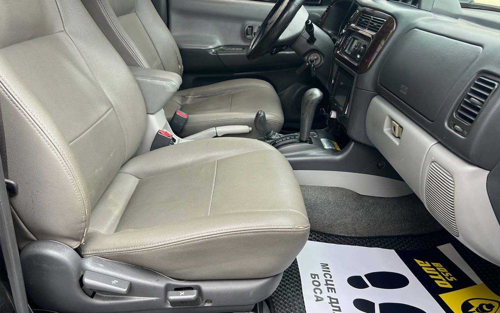 Mitsubishi Pajero Sport 2004