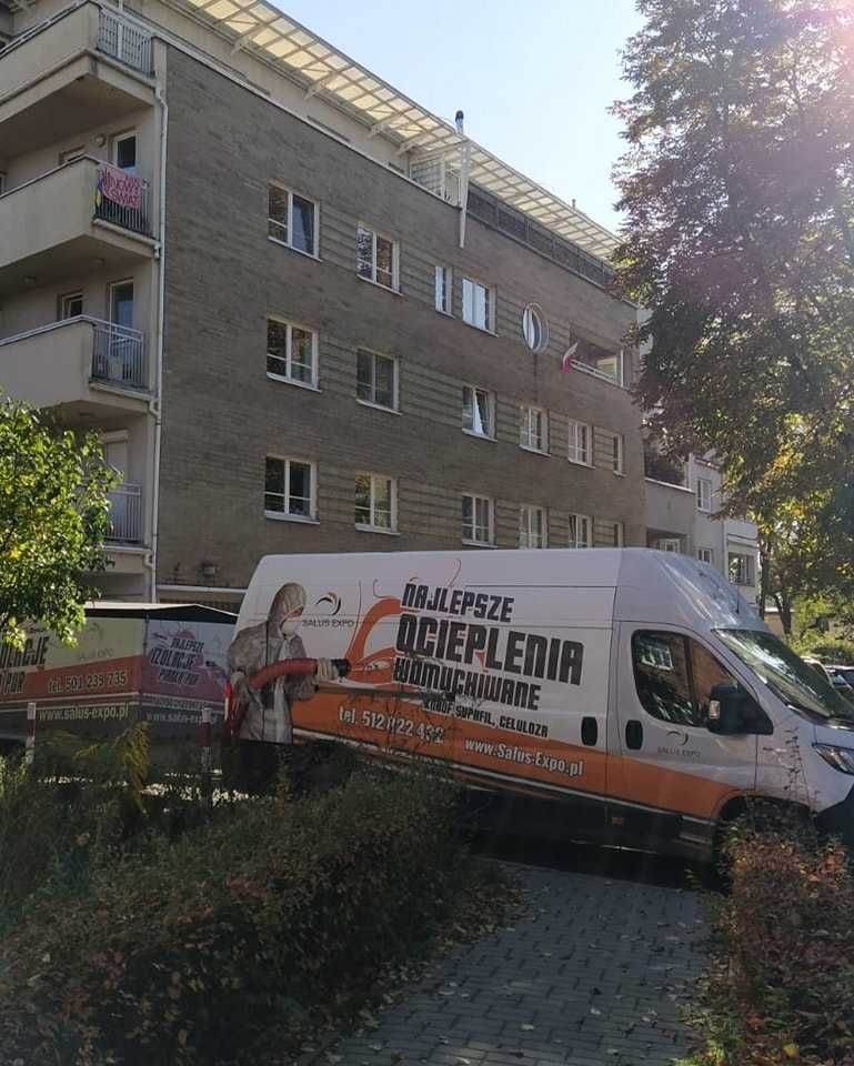 Ocieplanie poddaszy, stropów, naprawa ocieplenia celulozą, wełną