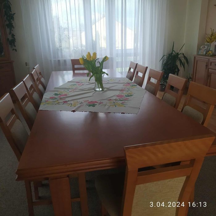 Stół z drewna 3m i 12 krzeseł