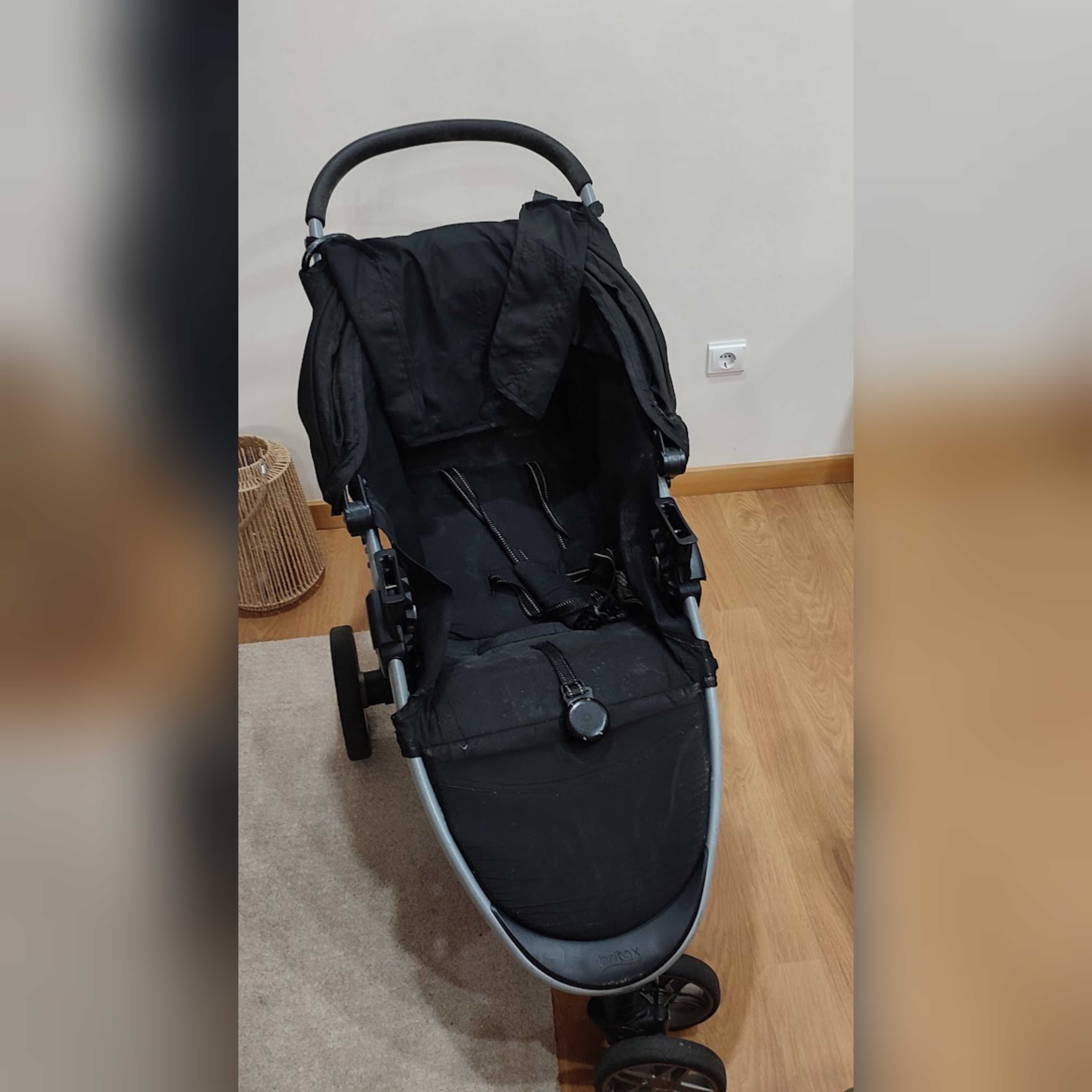 Carrinho Britax B-agile com ovo