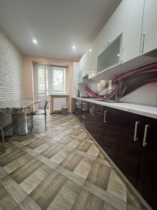 Оренда 3-кімнатної квартири м. Винники вул. Івасюка